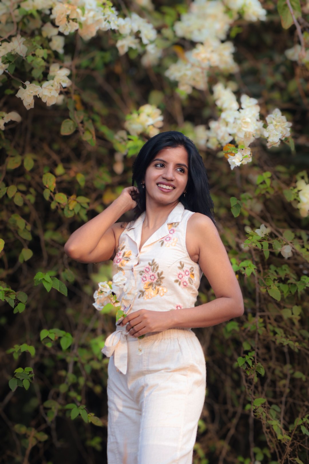 Dr. Bharathi Kripakaran, MDS Dentist and model actress based in Chennai, Tamil Nadu. Photo 10