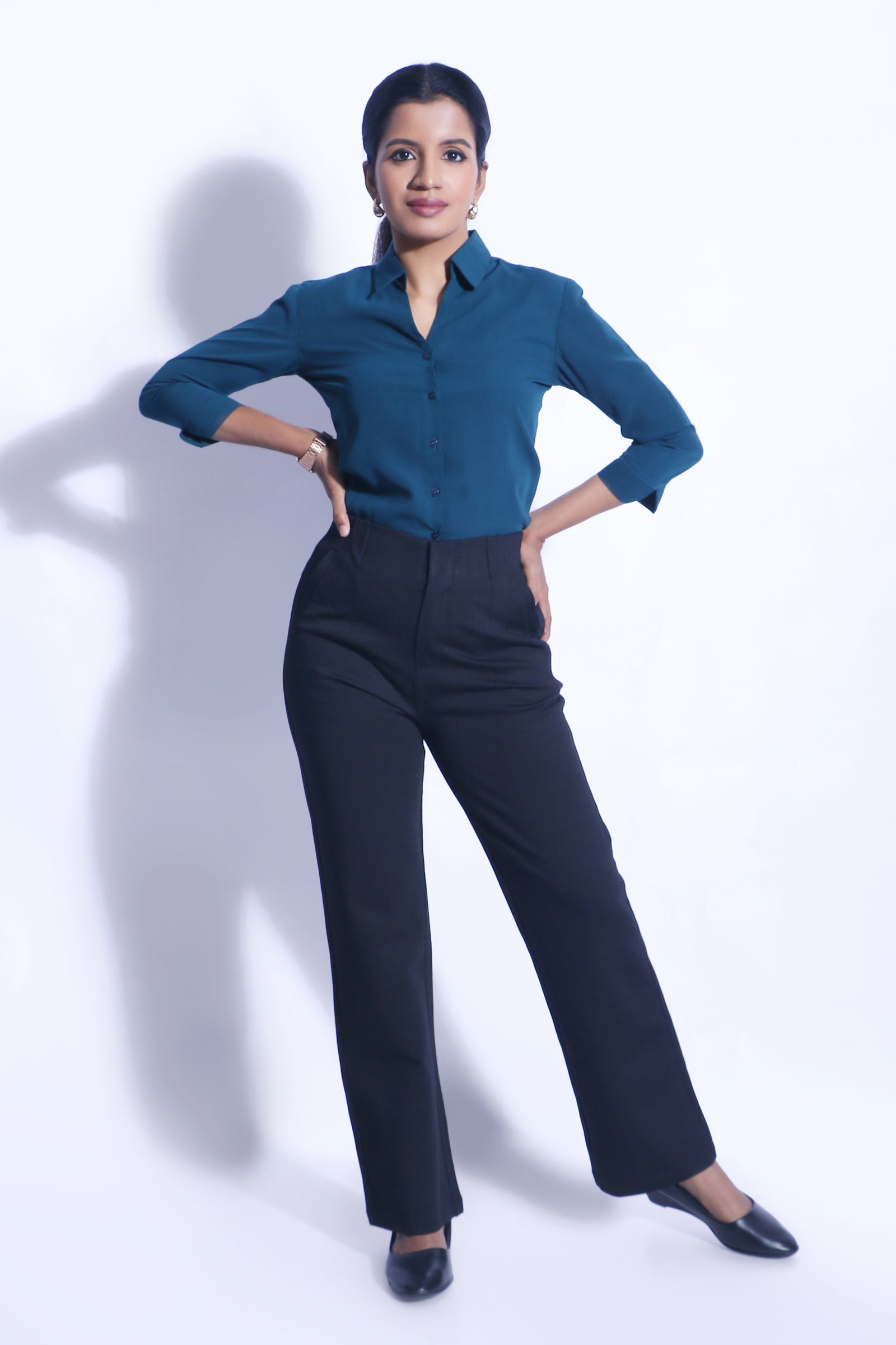 Dr. Bharathi Kripakaran, MDS Dentist and model actress based in Chennai, Tamil Nadu. Photo 15